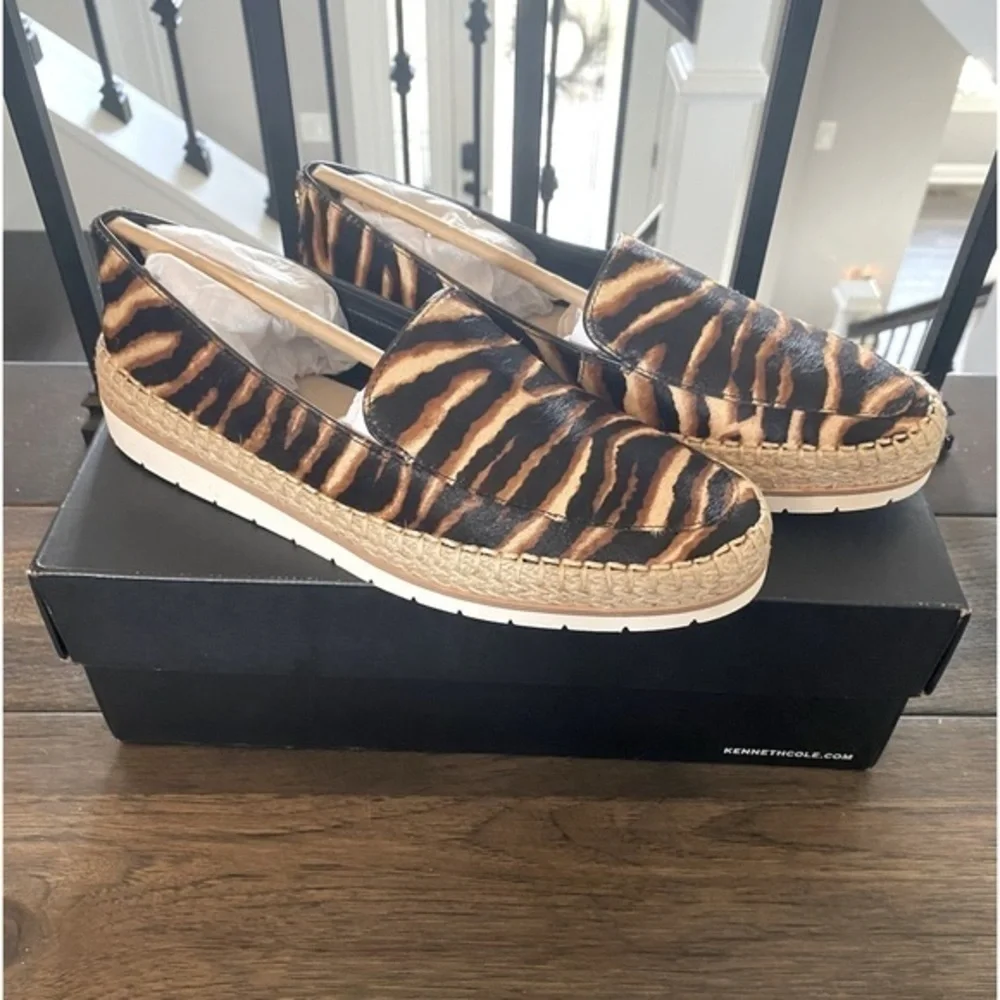 Kenneth Cole Calf Hair Tan Brown Zebra Print Jaxx Loafers NIB Retail $120 FIRM